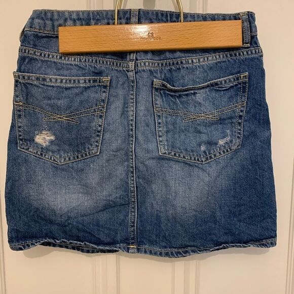 Gap Distressed Jean skirt size 16 - Picture 2 of 3